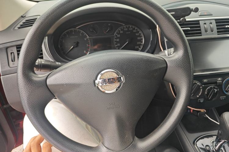 Used Nissan Tiida 2014 1.6L CVT Comfort Model Steering Wheel