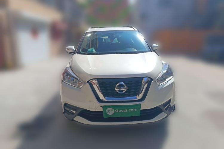 Used Nissan Kicks 2019 1.5L CVT Smart Connect Luxury Edition Front