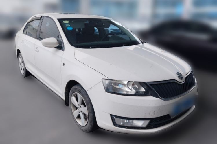 Used Skoda Rapid 2013 1.6L Manual Smart Selection Model
