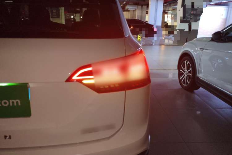 Used Volkswagen Tayron 2021 330TSI Two-Wheel Drive Luxury Smart Connectivity Version
