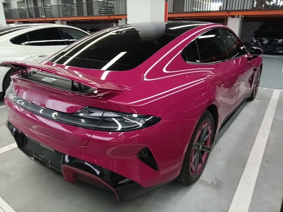 Xiaomi Auto SU7 2024 Rear-Drive Ultra-Long Range Advanced Pro-Level Intelligent Driving Version — снимка 6