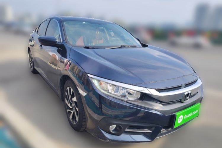 Used Honda Civic 2016 220TURBO CVT Luxury Edition Front Right 45 Deg