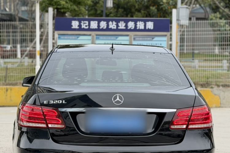 Used Mercedes-Benz E-Class 2015 Facelift E 200 L