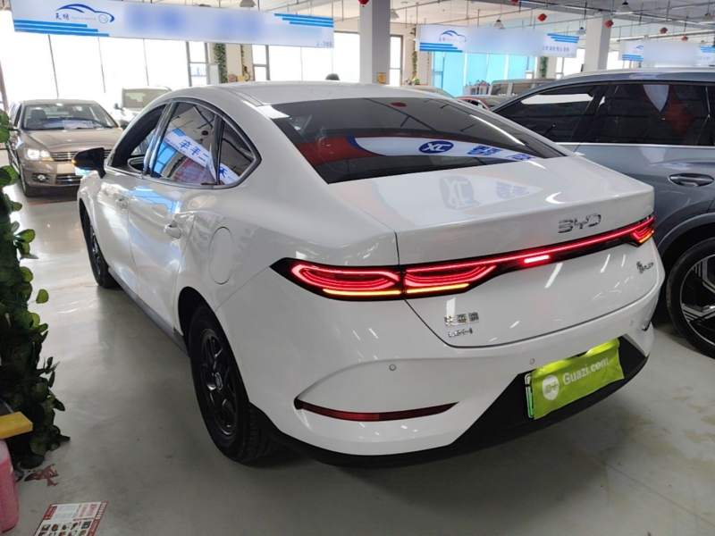 Used BYD Qin PLUS 2025 DM-i Smart Drive 55KM Leading Model — 4