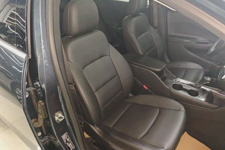 Used Chevrolet Malibu XL 2019 535T CVT Active Version Right Front Seat