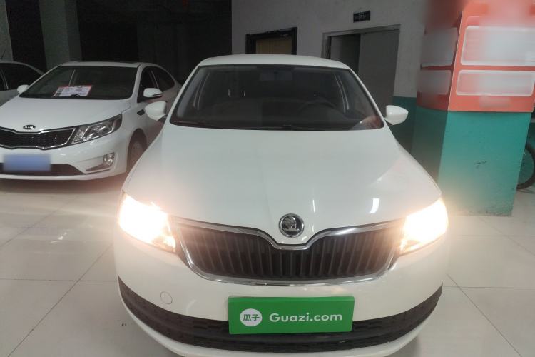 Used Skoda Rapid Spaceback 2016 Revised Version 1.4L Manual Front-Drive Edition
