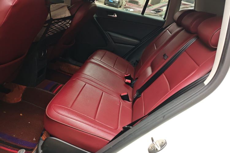 Used Volkswagen Tiguan 2016 280TSI Automatic Two-Wheel-Drive Silk Road Style Edition Left Rear Seat