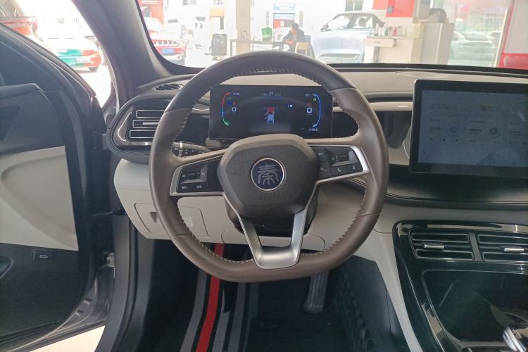 Used BYD Qin PLUS 2024 HONOR Edition DM-i 55KM Leading Model Steering Wheel