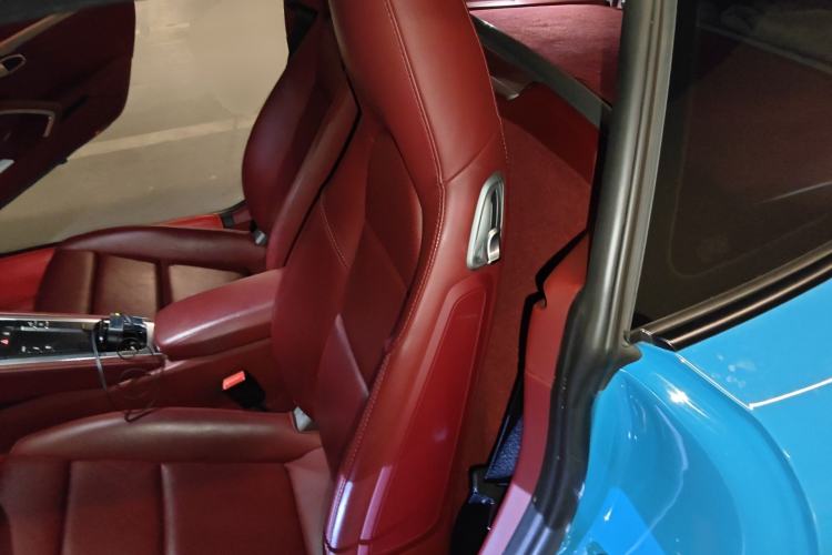 Used Porsche 718 2016 Cayman 2.0T Left Rear Seat