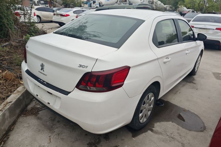 Used Peugeot 301 2017 1.6L Manual Comfort Edition
