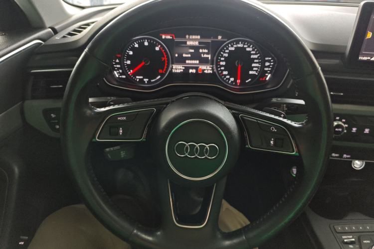 Used Audi A4L 2018 30th Anniversary Edition 30 TFSI Ambition Model