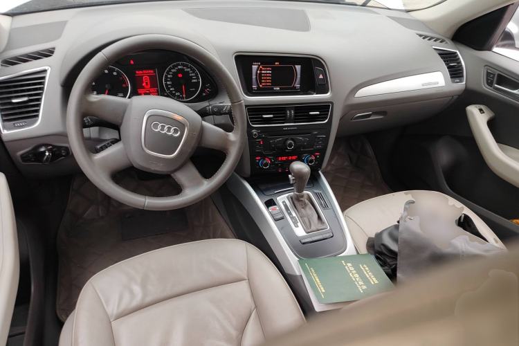 Used Audi Q5 2010 2.0TFSI Technology Edition
