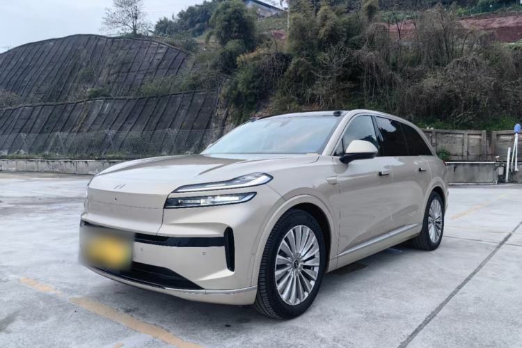 Used ONVO Luxeed L90 2025 Model—Max Six-Seater Version