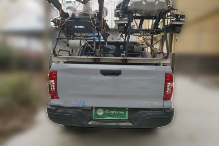 Used CHANGAN Hunter 2024 Warrior Edition Luxury Model Dual-Motor All-Wheel Drive with Extra-Long Cargo Box
