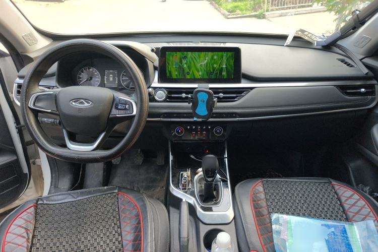 Used Chery Tiggo 5x 2020 1.5L Manual Urban Edition Center Console