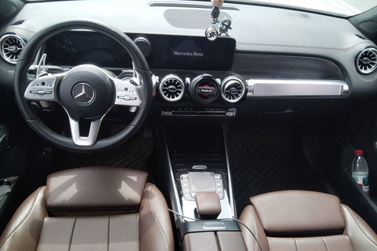 Used Mercedes-Benz GLB 2022 Refresh GLB 200 Dynamic Edition Center Console