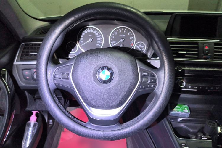 Used BMW 3 Series 2017 320Li Fashion Model Steering Wheel