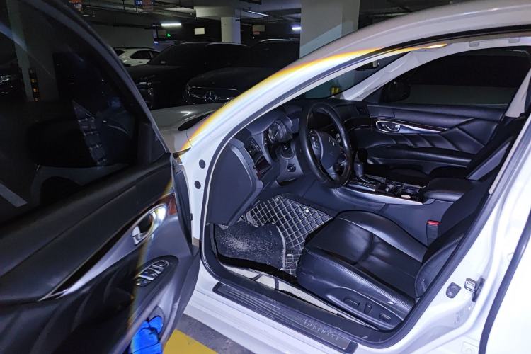 Used Infiniti Q70 2019 Q70L 2.0T Enjoyment Edition