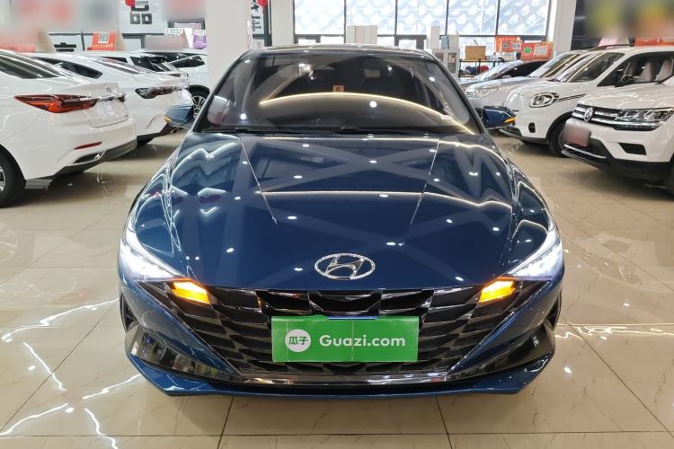 Used Hyundai Elantra 2022 1.5L CVT LUX Prestige Edition

