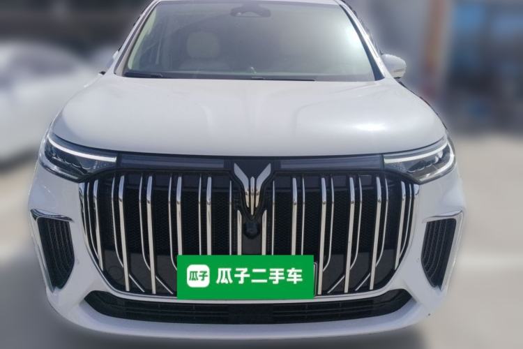 Used VOYAH Dream 2022 Low-Carbon Edition Dream+ Smart Enjoyment Package Front