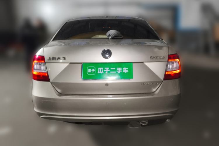 Used Skoda Rapid 2013 1.6L Manual Smart Selection Model