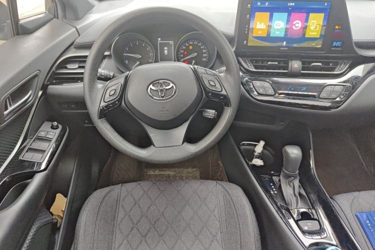 Used Toyota IZOA 2020 2.0L Yi Xiang CARE
