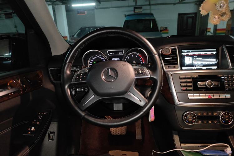 Used Mercedes-Benz M-Class 2012 ML 350 Sport Edition