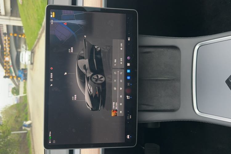 Used Tesla Model 3 2022 Rear-Wheel-Drive Version Right Front Seat