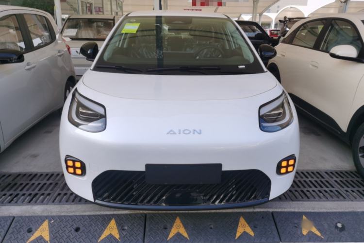 Used AION UT 2025 330 Starlight Edition
