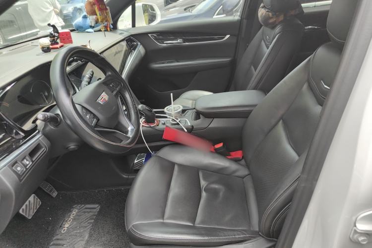 Used Cadillac XT6 2020 28T Seven-Seater Four-Wheel-Drive Leading Version
