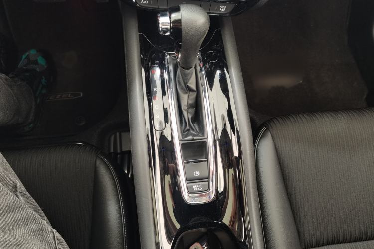 Used Honda Vezel 2020 1.5L CVT Luxury Edition
