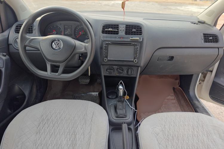 Used Volkswagen Polo 2016 1.4L Automatic Trendy Model Center Console