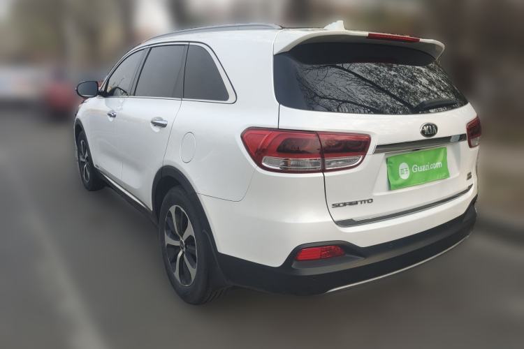 Used Kia Sorento 2015 Sorento L 2.4L Gasoline 4WD Elite Edition 5 Seats China IV Standard