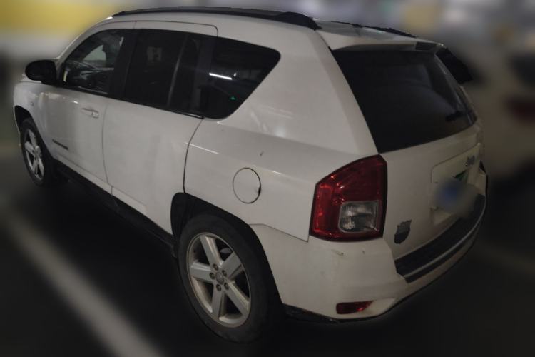 Used Jeep Compass 2011 2.4L four-wheel drive luxury navigation version