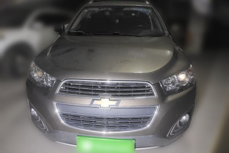 Used Chevrolet Captiva 2015 2.4L 4x4 Flagship Edition 7-Seater Front
