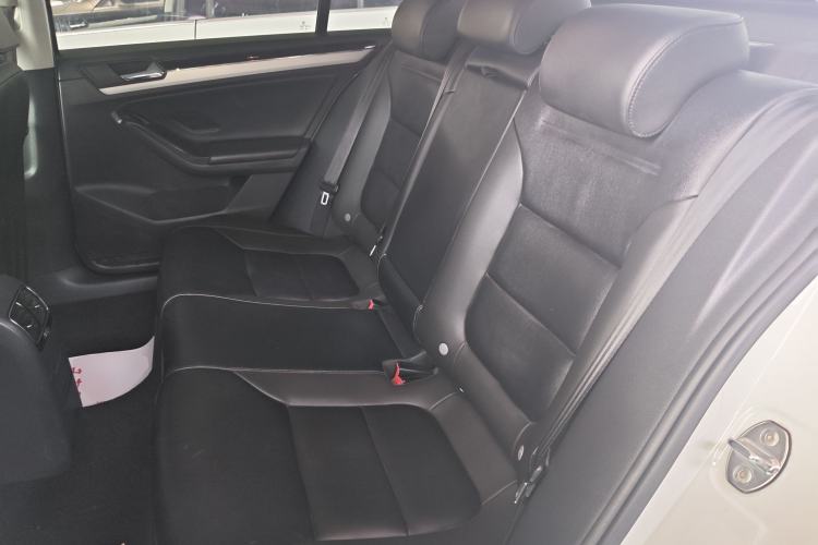 Used Volkswagen Sagitar 2018 1.6L Automatic Comfort Model Left Rear Seat