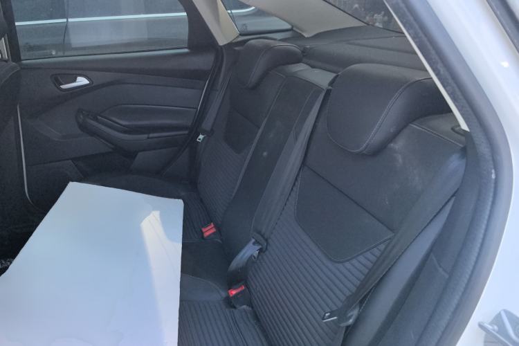 Used Ford Focus 2018 Sedan Classic 1.6L Automatic Trendy SmartDrive Edition