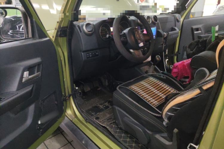 Used BAIC Off-Road BJ40 2014 2.4L Manual Cross-Country Edition Driver Seat