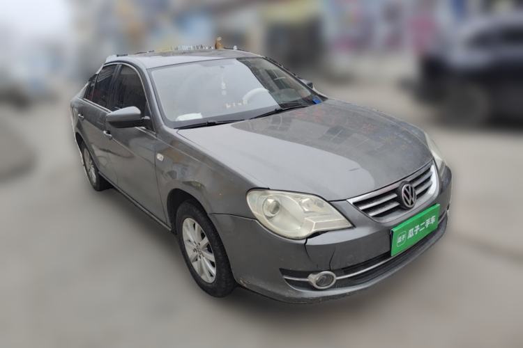 Used Volkswagen Bora 2012 1.6L Automatic Comfort Edition Front Right 45 Deg