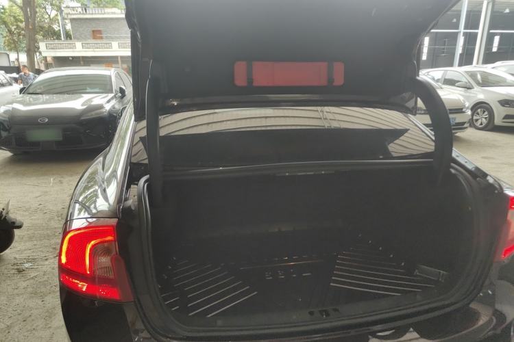 Used Volvo S60 2018 S60L T4 Zhiyuan Edition
