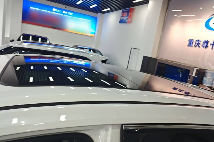 Used CHANGAN UNI-K iDD 2023 Zhidian iDD 1.5T 135km Smart & Fun Model Roof