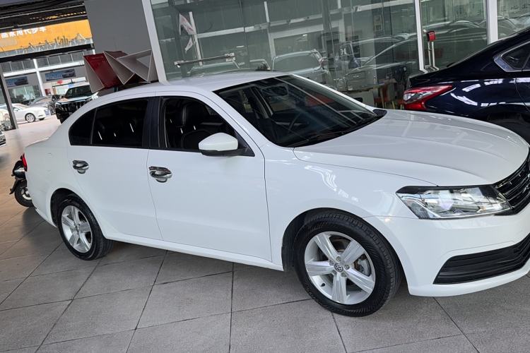 Used Volkswagen Lavida 2017 1.6L Automatic Fashion Edition