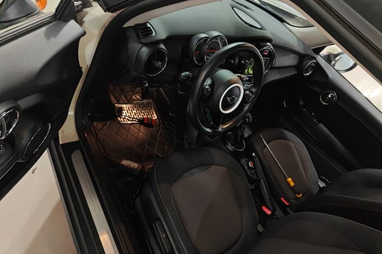 Used MINI 2014 1.2T ONE+
