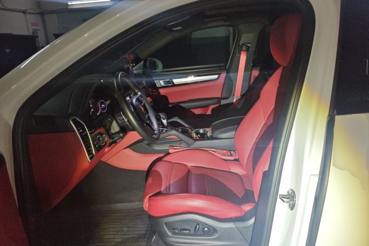 Used Porsche Cayenne 2023 Cayenne Coupé 3.0T Platinum Edition