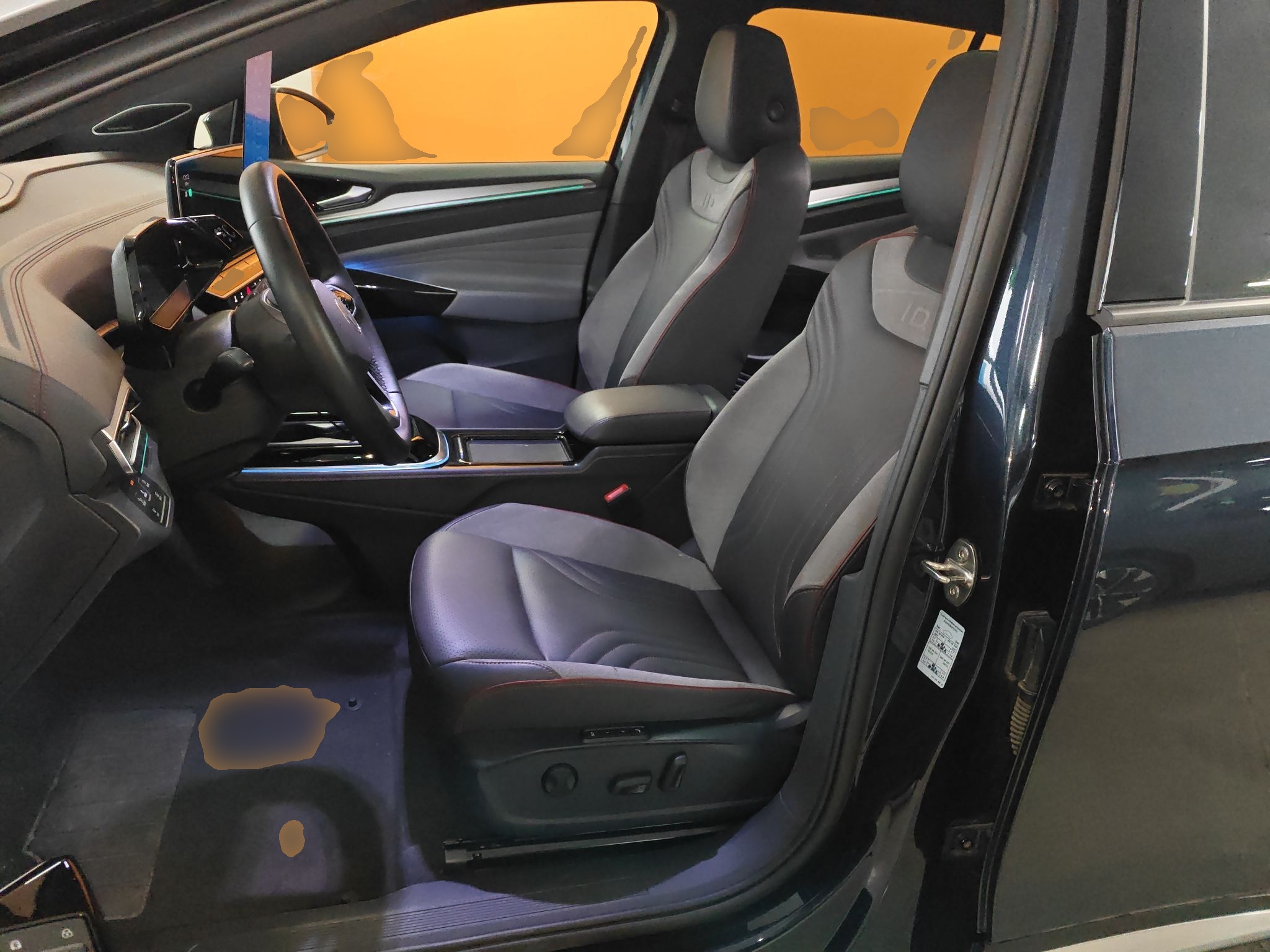 Переднее сиденье в автомобиле