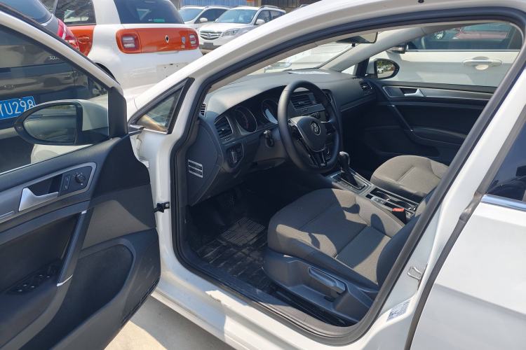 Used Volkswagen Golf 2016 1.6L Automatic Comfort Model