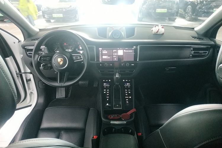 Used Porsche Macan 2024 Macan 2.0T
