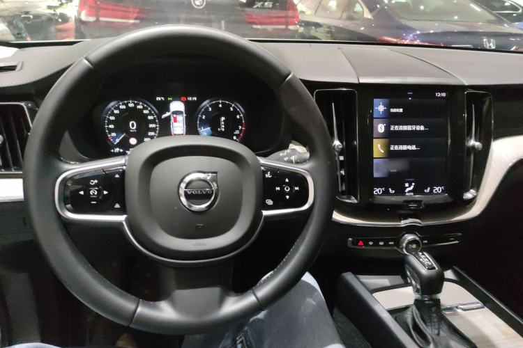 Used Volvo XC60 2020 T5 4x4 Smart Luxury Edition
