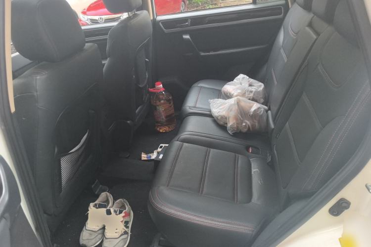 Used Yema T70 2016 Upgraded Model 1.8L Manual Elite Version Left Rear Seat