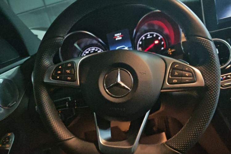 Used Mercedes-Benz C-Class 2018 C 200 Achievement Special Edition Steering Wheel